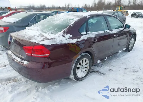 2013 Volkswagen Passat S z USA, uszkodzony, nr VIN 1VWAP7A33DC104517